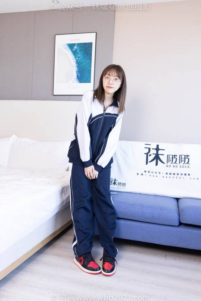 [BoBoSocks襪啵啵]NO.398 稚予-板鞋、白船襪、裸足[150P/1V/6.42GB]插圖1