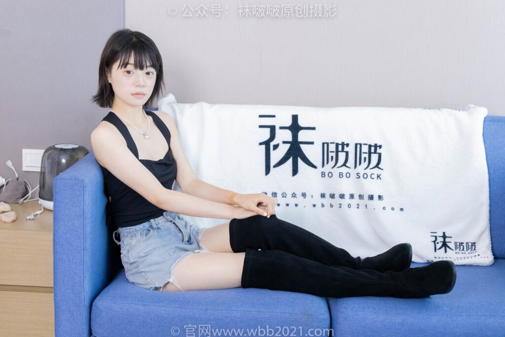 [BoBoSocks襪啵啵]NO.422 糯米-長(zhǎng)靴、白棉襪、肉絲[140P/1V/6.79GB]插圖2