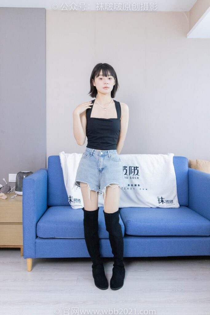 [BoBoSocks襪啵啵]NO.422 糯米-長(zhǎng)靴、白棉襪、肉絲[140P/1V/6.79GB]插圖