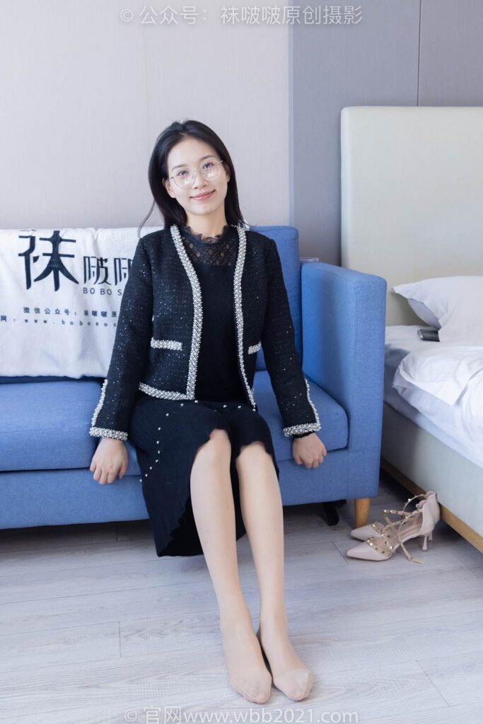 [BoBoSocks襪啵啵]NO.425 芝士-高跟鞋、板鞋、肉絲、黑絲[155P/1V/6.17GB]插圖3