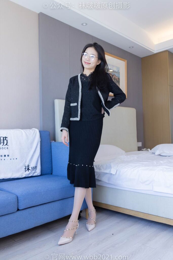 [BoBoSocks襪啵啵]NO.425 芝士-高跟鞋、板鞋、肉絲、黑絲[155P/1V/6.17GB]插圖1