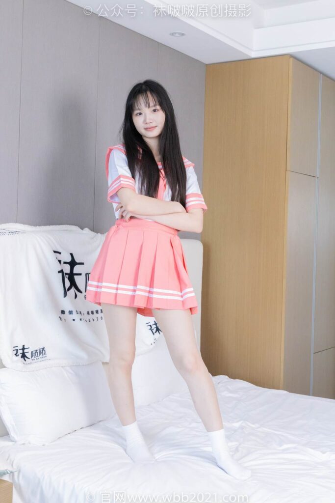 [BoBoSocks襪啵啵]NO.429 甜甜圈-板鞋、白棉襪、過膝白棉襪[159P/1V/7.22GB]插圖