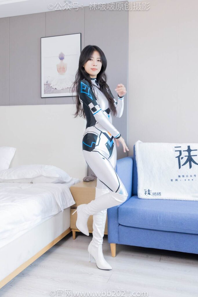 [BoBoSocks襪啵啵]NO.434 奶油-cos服、兩雙靴子、薄肉絲、薄黑絲[155P/1V/7.61GB]插圖1