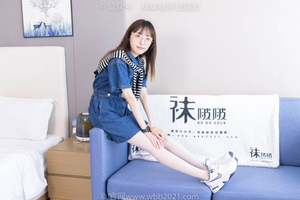 [BoBoSocks襪啵啵]NO.435 稚予-板鞋、運(yùn)動(dòng)鞋、白絲、肉絲[150P/1V/6.25GB]插圖2