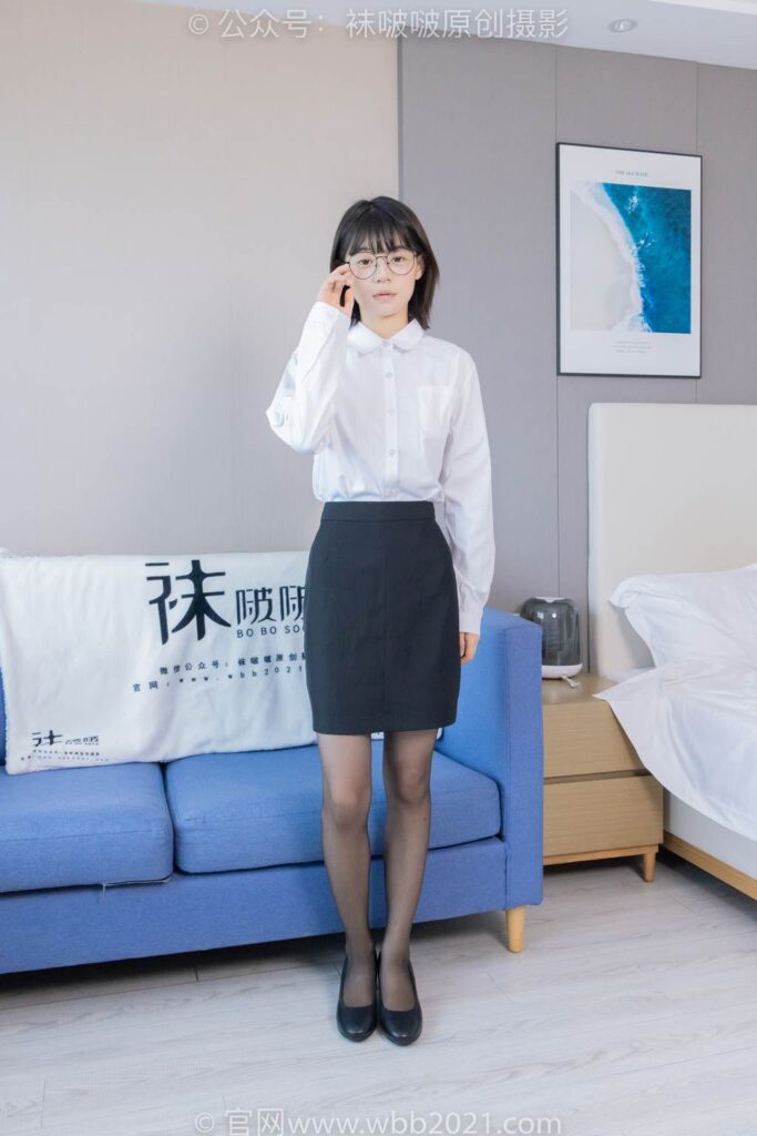 [BoBoSocks襪啵啵]NO.436 糯米-OL制服、兩雙平底鞋、薄黑絲、厚肉絲[150P/1V/6.51GB]插圖1