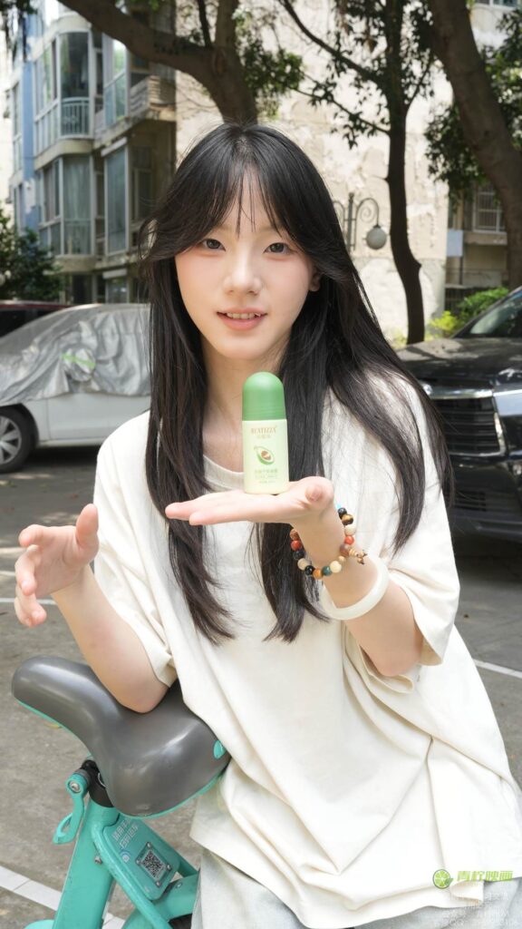 青檸映畫 NO.042 – 阿慌 共享單車裸足[133P/2V/9.45GB]插圖3