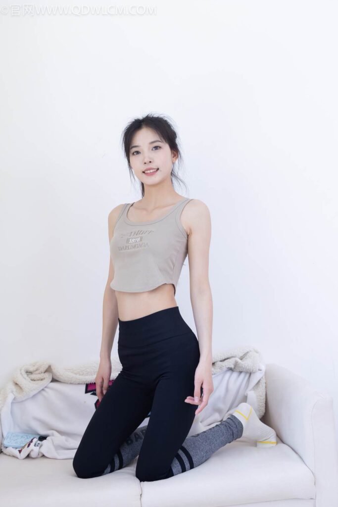 物戀傳媒 NO.2490 茯苓-長(zhǎng)靴、白棉襪、裸足[180P/1V/4.14GB]插圖5