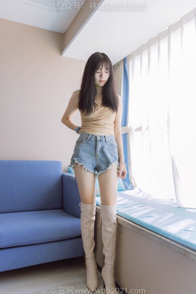 [BoBoSocks襪啵啵]NO.441 小甜豆-高跟長靴、白棉襪、裸足[179P/1V/6.57GB]插圖