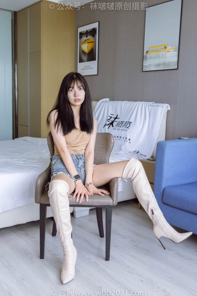 [BoBoSocks襪啵啵]NO.441 小甜豆-高跟長靴、白棉襪、裸足[179P/1V/6.57GB]插圖3