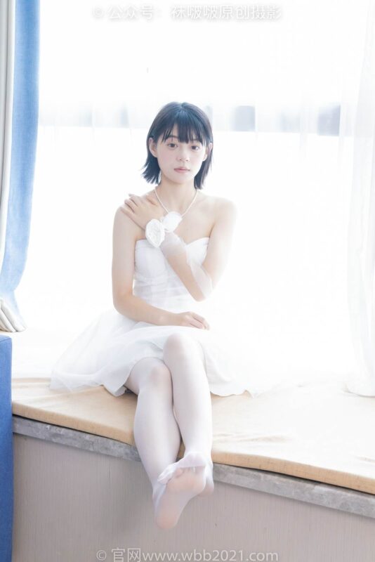 [BoBoSocks襪啵啵]NO.443 糯米-高跟鞋、白絲、裸足[139P/1V/6.32GB]-無料攝影圈