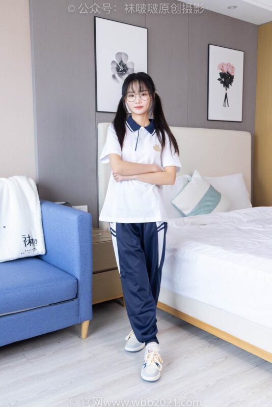 [BoBoSocks襪啵啵]NO.446 甜甜圈 板鞋、白棉襪、白絲、校服褲里絲[150P/1V/6.08GB]-無料攝影圈