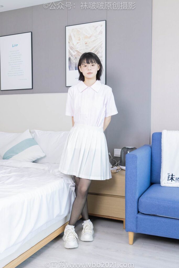 [BoBoSocks襪啵啵]NO.449 糯米 運動鞋、白棉襪、黑絲[148P/1V/7.58GB]插圖1