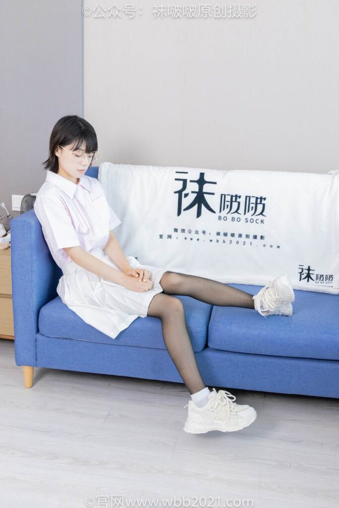 [BoBoSocks襪啵啵]NO.449 糯米 運動鞋、白棉襪、黑絲[148P/1V/7.58GB]插圖2
