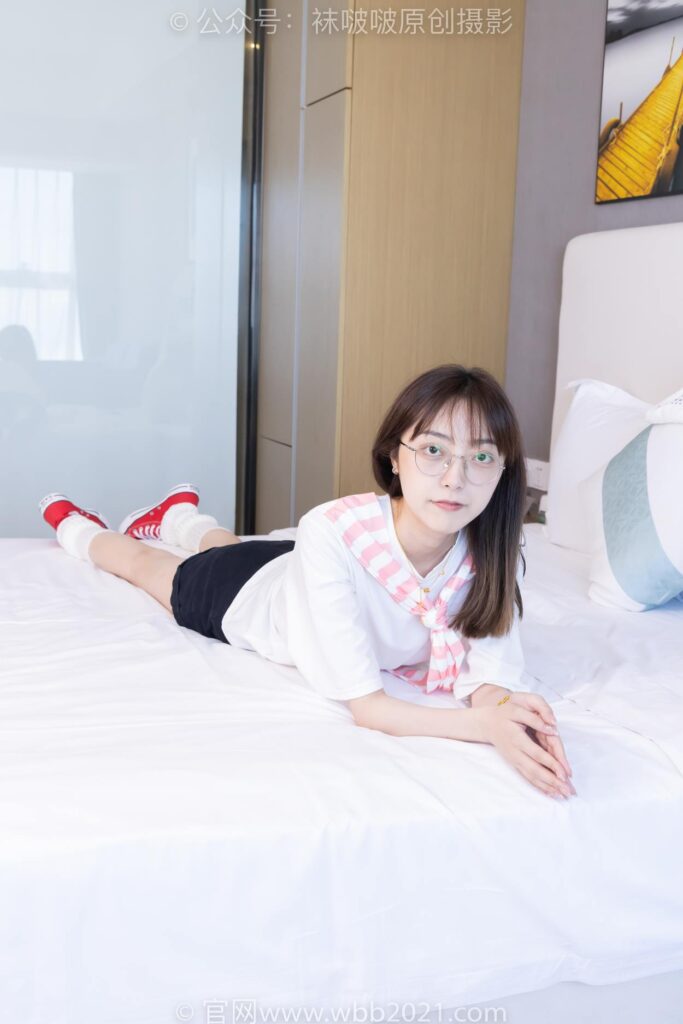 [BoBoSocks襪啵啵]NO.527 稚予-帆布鞋、堆堆襪套、白棉襪（花絮版）[140P/1V/6.34GB]插圖2