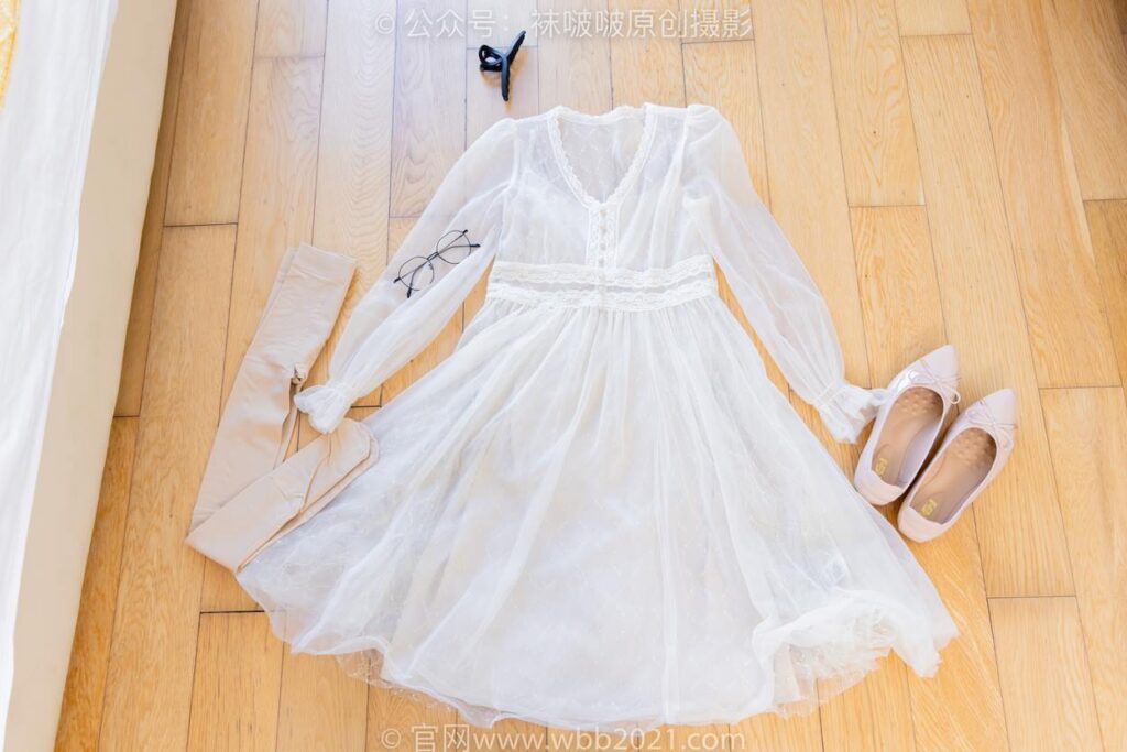 [BoBoSocks襪啵啵]NO.532 奶油-平底鞋、厚肉絲、瑜伽動作,皮筋綁腳老頭樂撓腳劇情[140P/1V/5.03GB]插圖1