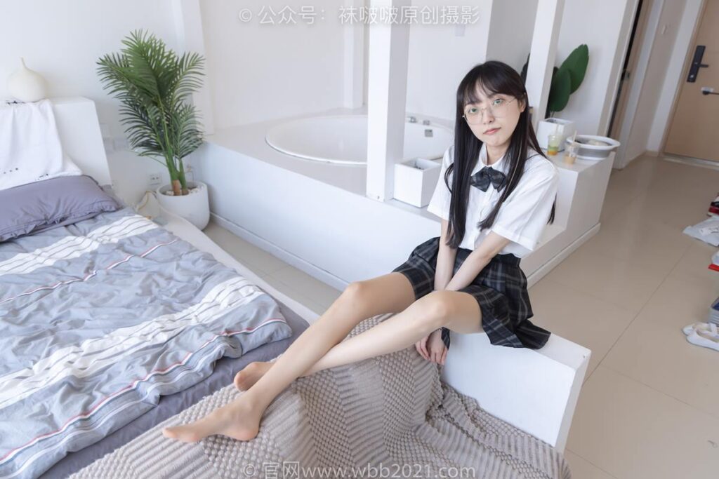 [BoBoSocks襪啵啵]NO.541 稚予-兩雙板鞋、薄灰絲、薄肉絲、jk制服[140P/1V/4.95GB]插圖1