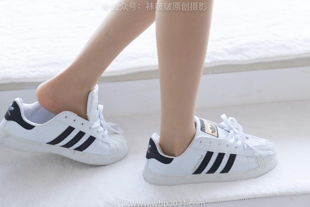 [BoBoSocks襪啵啵]NO.541 稚予-兩雙板鞋、薄灰絲、薄肉絲、jk制服[140P/1V/4.95GB]插圖3