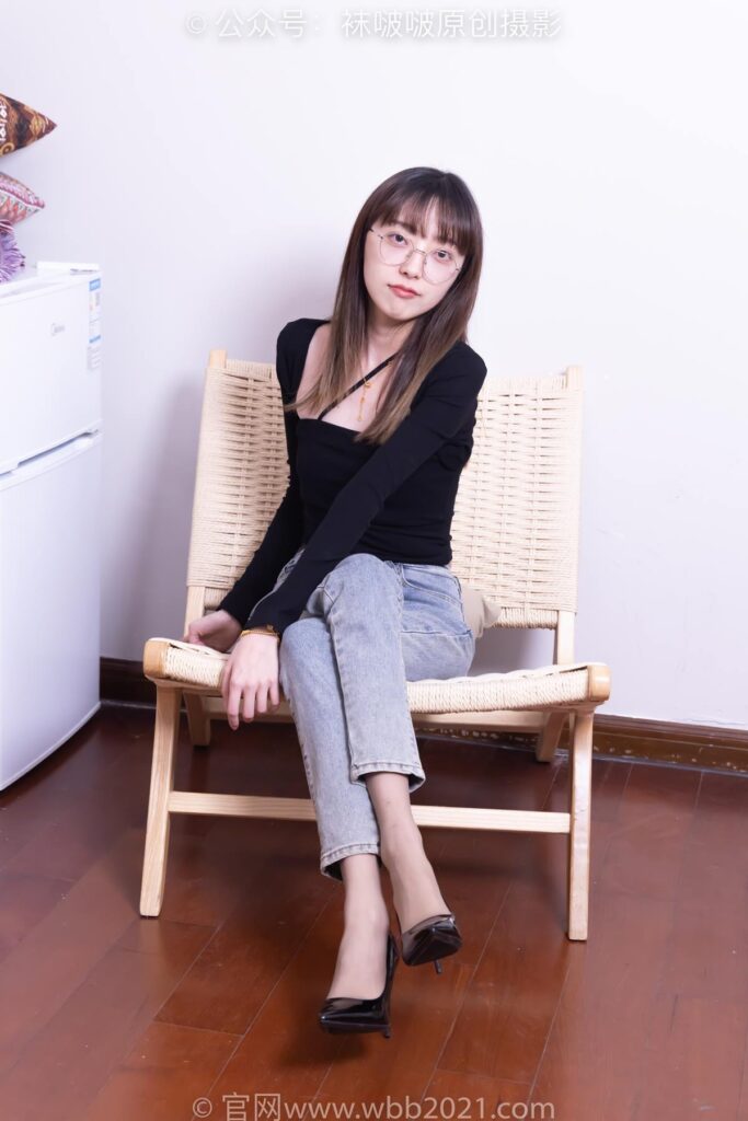 [BoBoSocks襪啵啵]NO.547 稚予-高跟鞋、薄灰絲、裸足、褲里絲[145P/1V/5.45 GB]插圖