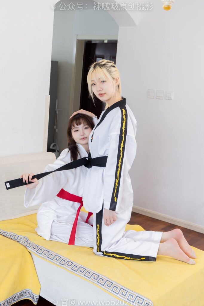 [BoBoSocks襪啵啵]NO.549 小甜豆甜甜圈-運(yùn)動鞋、帆布鞋、肉絲、棉襪、裸足[149P/1V/6.80GB]插圖2