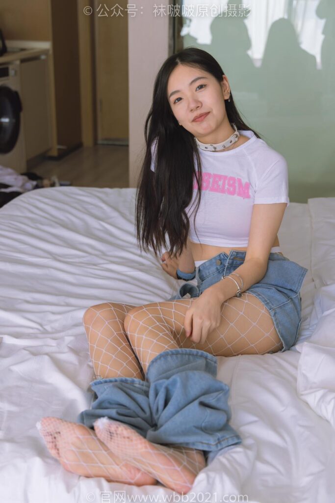 [BoBoSocks襪啵啵]NO.552 小甜豆-板鞋、黑色網(wǎng)襪、白色網(wǎng)襪、褲里絲[143P/1V/5.78GB]插圖3