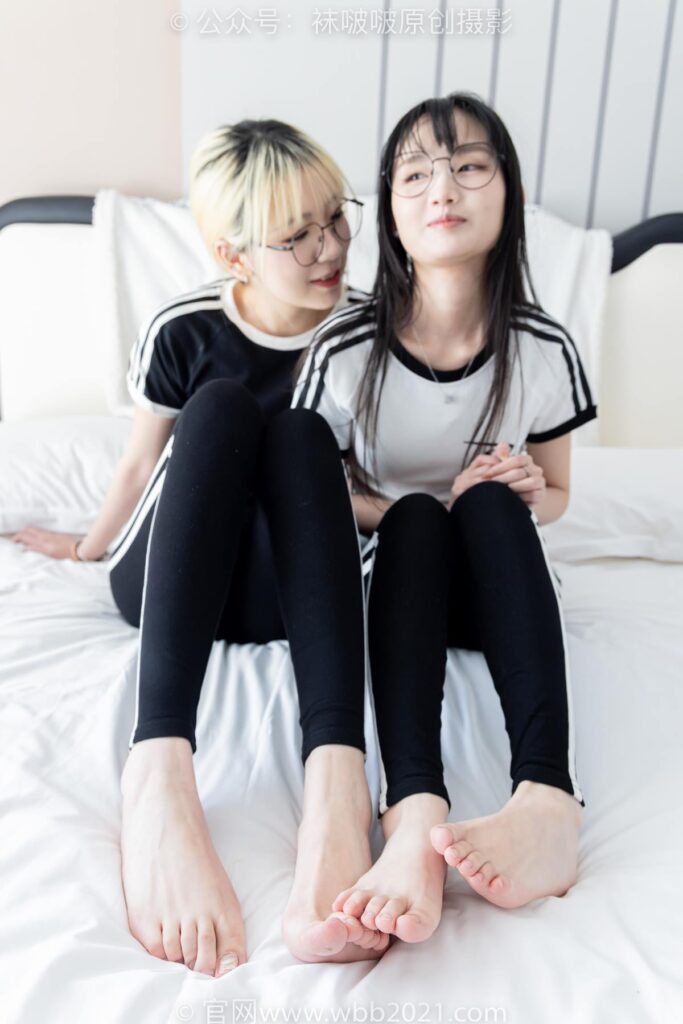 [BoBoSocks襪啵啵]NO.555 小甜豆甜甜圈-板鞋、運(yùn)動(dòng)鞋、白棉襪、裸足[154P/1V/7.17GB]插圖3