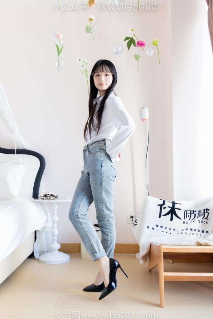 [BoBoSocks襪啵啵]NO.559 甜甜圈-高跟鞋、短肉絲、墊腳半蹲半脫襪子劇情[146P/1V/6.22GB]插圖1