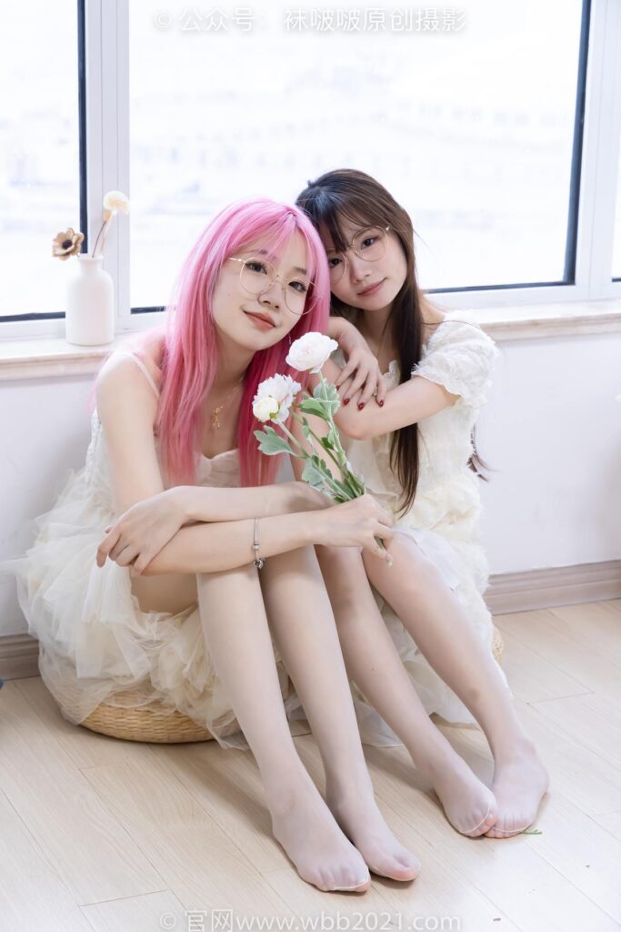 [BoBoSocks襪啵啵]NO.563 小甜豆甜甜圈-高跟鞋、油亮白絲、裸足[215P/1V/8.40GB]插圖2