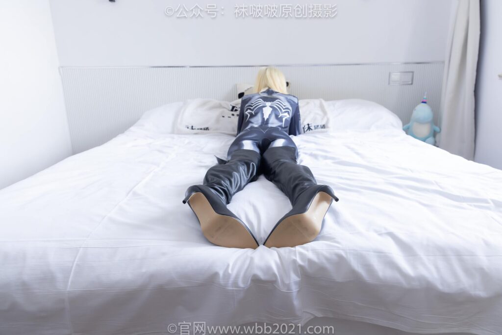 [BoBoSocks襪啵啵]NO.572 小甜豆-連體服、長靴、薄黑絲[181P/1V/7.79GB]插圖3