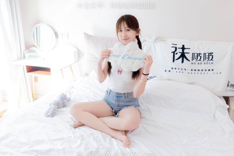 [BoBoSocks襪啵啵]NO.582 香菜-高跟鞋、厚白絲、裸足[152P/1V/5.82GB]-無料攝影圈