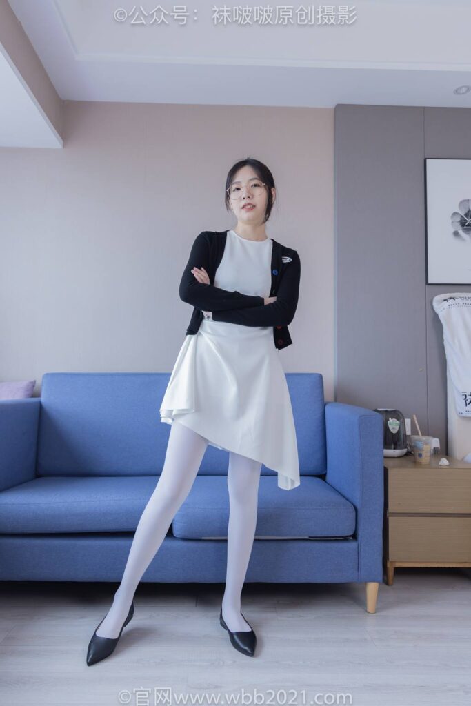 [BoBoSocks襪啵啵]NO.588 小甜豆-兩雙平底鞋、薄肉絲、厚白絲、裸足[151P/1V/7.42GB]插圖3