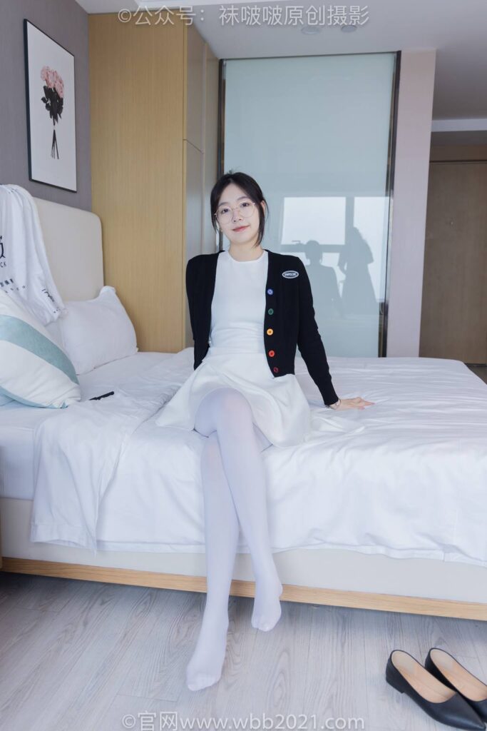 [BoBoSocks襪啵啵]NO.588 小甜豆-兩雙平底鞋、薄肉絲、厚白絲、裸足[151P/1V/7.42GB]插圖