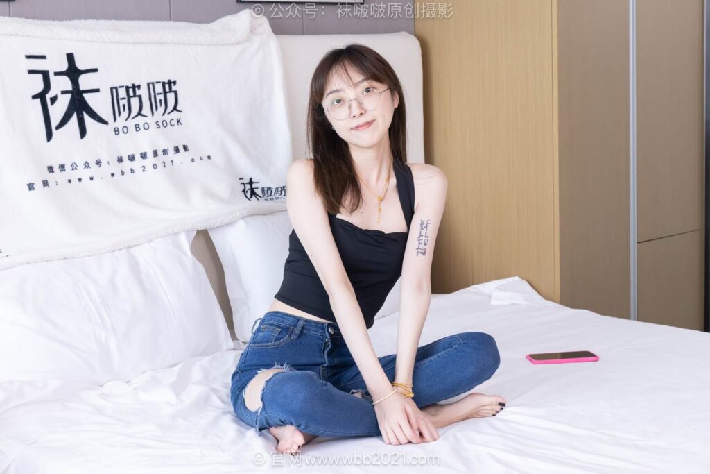 [BoBoSocks襪啵啵]NO.591 稚予-高跟涼鞋、薄肉絲、褲里絲、裸足、裸足泡腳[153P/1V/6.43GB]插圖