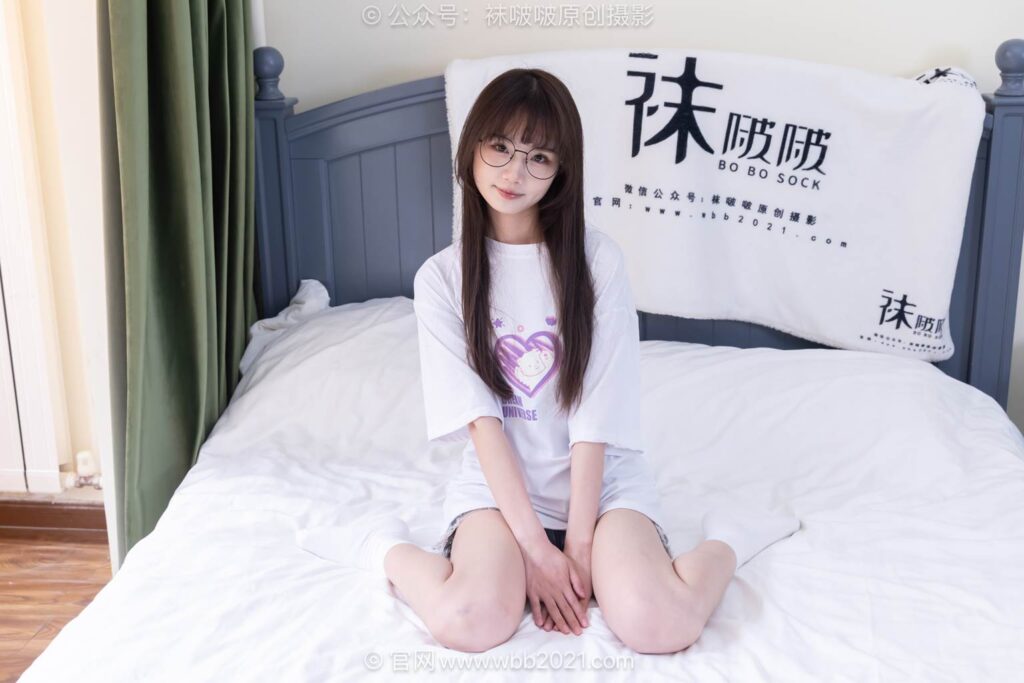 [BoBoSocks襪啵啵]NO.593 甜甜圈-板鞋、帆布鞋、白棉襪[148P/1V/5.62GB]插圖2