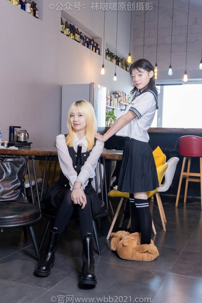 [BoBoSocks襪啵啵]NO.600 小甜豆&糯米-皮鞋、馬丁靴、小熊拖鞋、過膝棉襪[160P/1V/8.48GB]插圖2