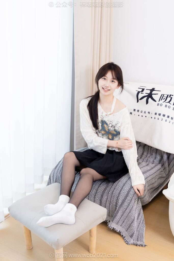 [BoBoSocks襪啵啵]NO.602 香菜-長(zhǎng)靴、白棉襪、薄黑絲[144P/1V/5.51GB]插圖3